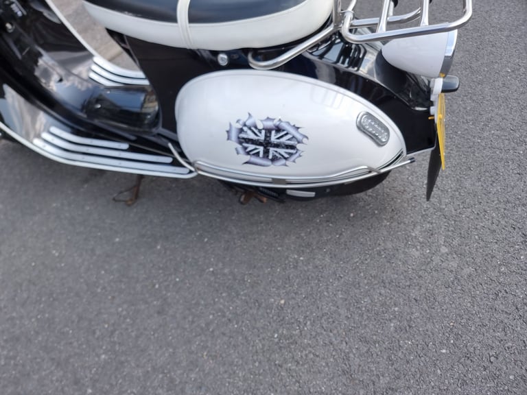 AJS, ZN, 2015, 49 (cc)