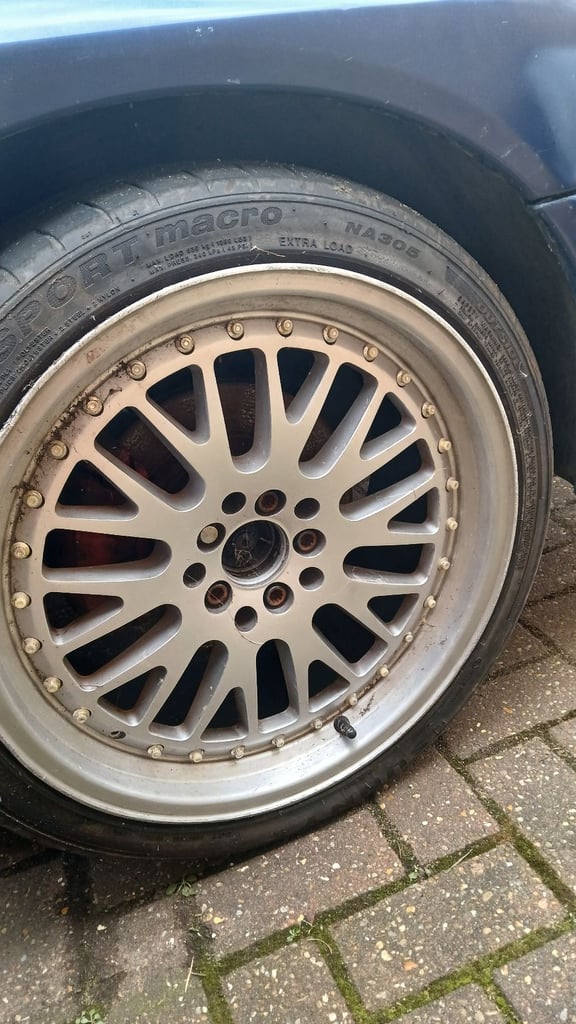 Jr10 18inch alloy wheels and tyres 5x100/5x114