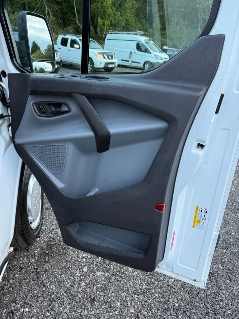 2017 Ford Transit Custom 2.0 TDCi 105ps Low Roof Van, Euro 6 , No VAT PANEL VAN Diesel Manual