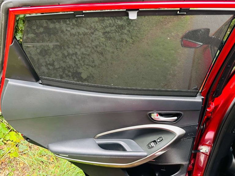 2016 Hyundai Santa Fe 2.2 Santa Fe Premium SE Blue Drive CRDi Auto 4WD 5dr SUV Diesel Automatic