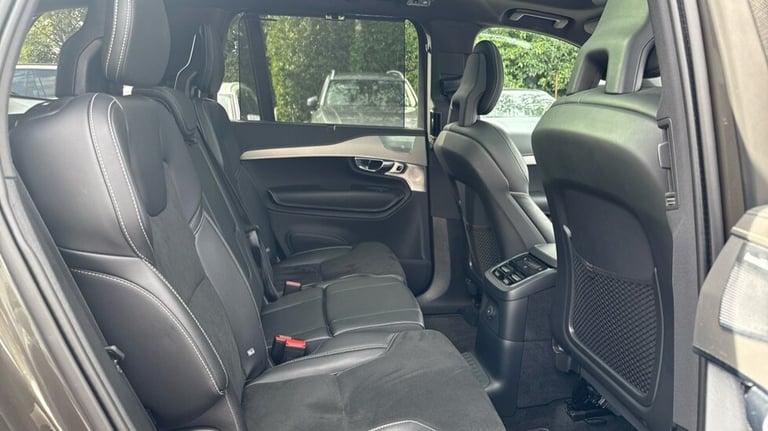 2021 Volvo XC90 Recharge R-Design Pro, T8 AWD plug-in hybrid, 7 Seats Estate Petrol Parallel PHEV...
