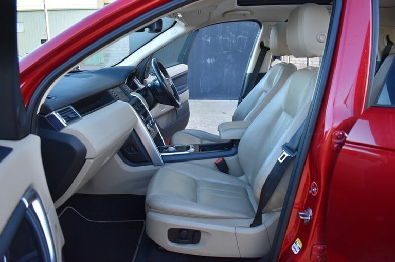 Land Rover Discovery Sport TD4 HSE