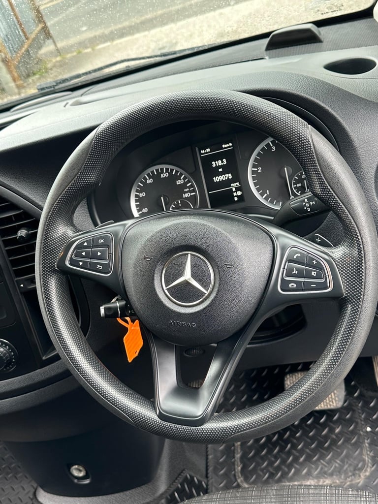 2017 Mercedes-Benz Vito 2.1 116 CDI BlueTEC Sport G-Tronic+ RWD L2 Euro 6 (s/s) 5dr PANEL VAN Die...