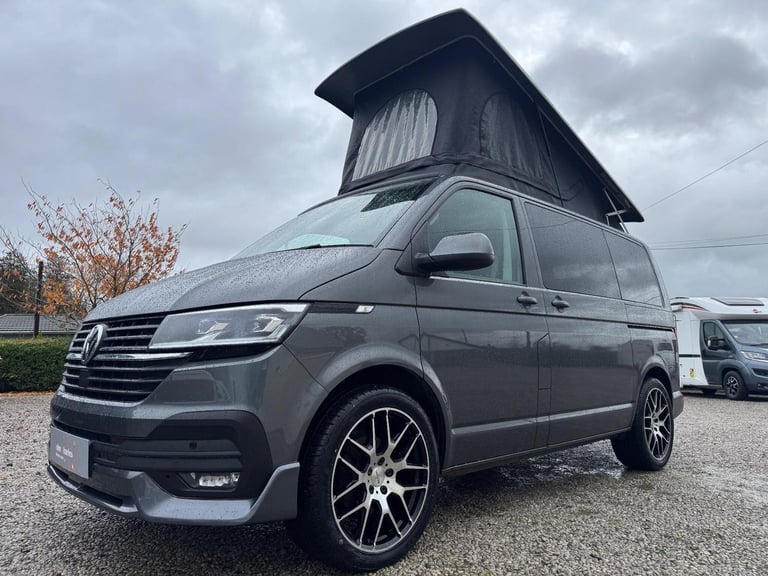 Volkswagen Transporter Highline Spec with Extras - RIB Bed