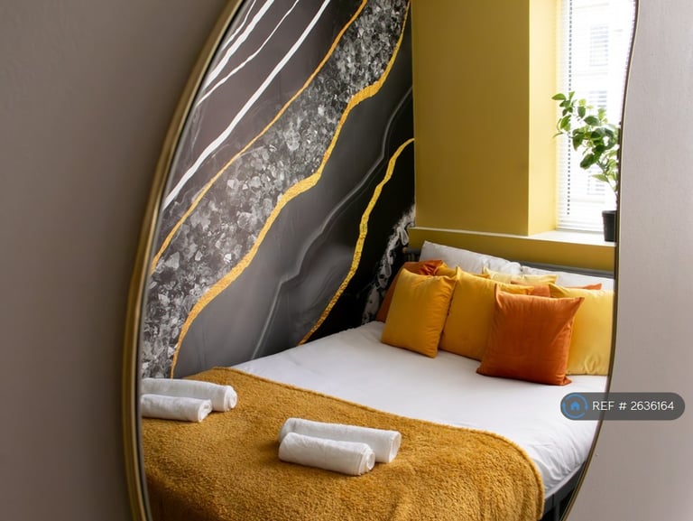 2 bedroom house in Enterprise House, Portsmouth, PO1 (2 bed) (#2636164)