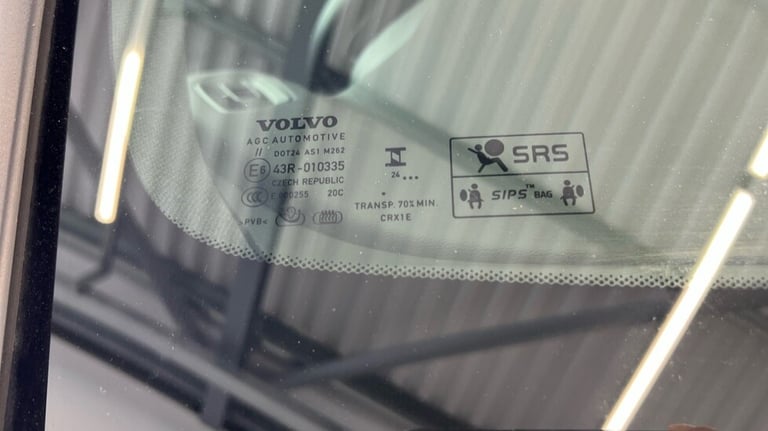 2025 Volvo XC40 Black Edition Plus, B3 Mild hybrid, Petrol (Rear Camera, BLIS) Estate Petrol Auto...