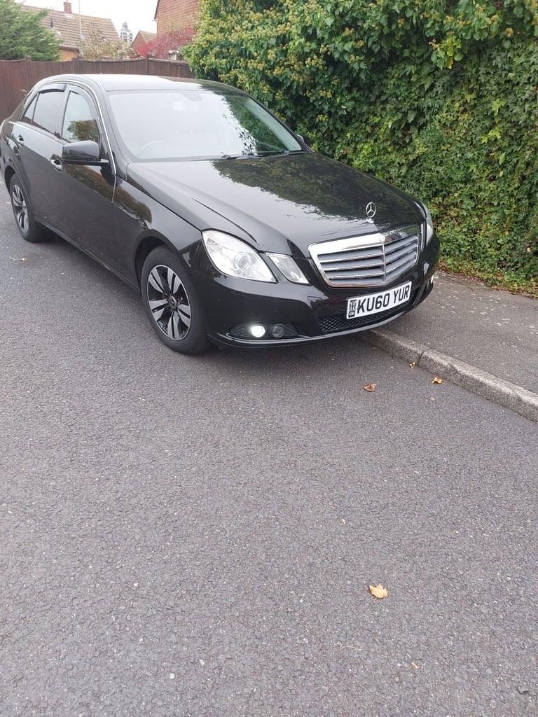 Mercedes-Benz, E CLASS, Saloon, 2011, Semi-Auto, 2143 (cc), 4 doors