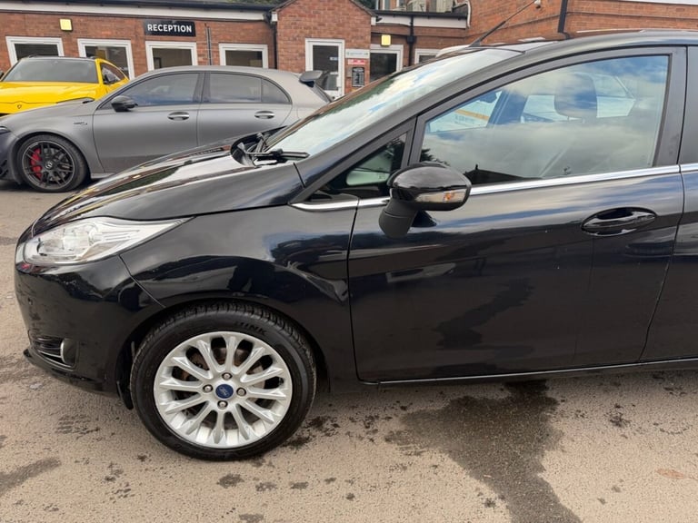 2013 Ford Fiesta 1.6 Titanium X 5dr Powershift HATCHBACK PETROL Automatic