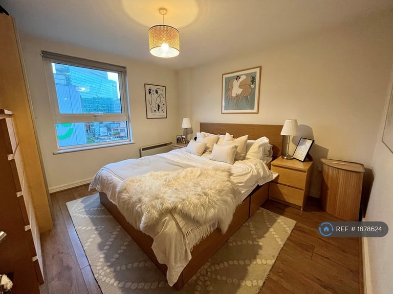 1 bedroom flat in The Bayley, Manchester, M3 (1 bed) (#1878624)