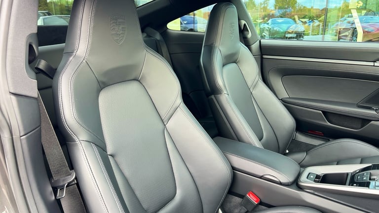 2024 Porsche 911 2dr PDK Petrol