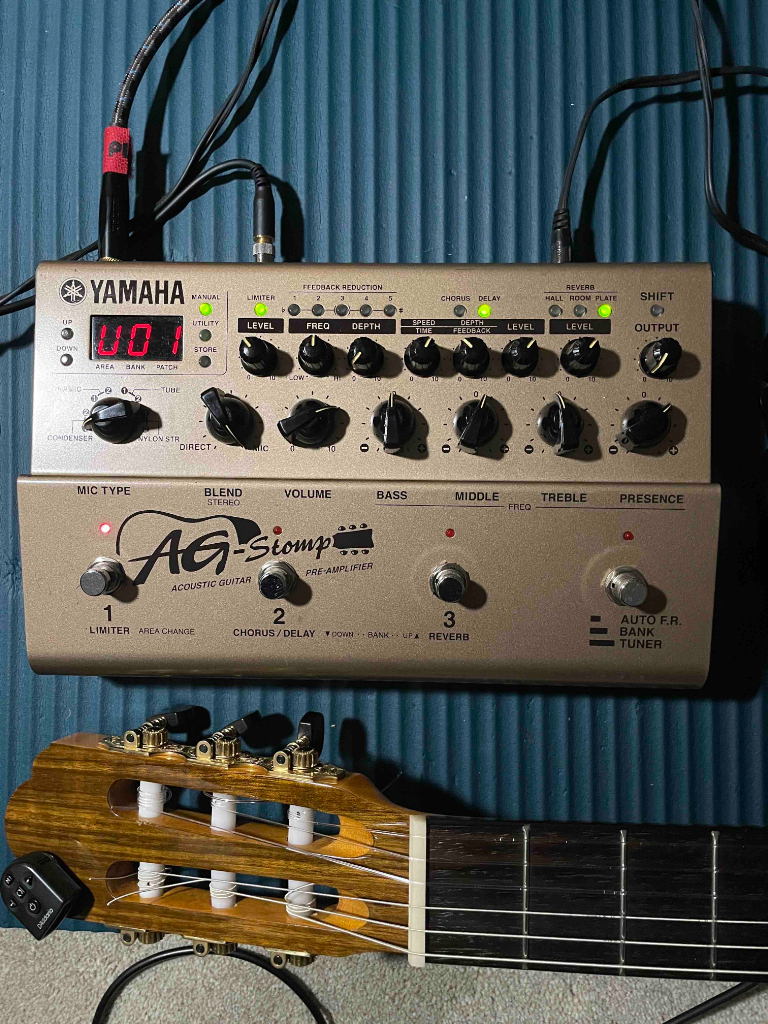 Yamaha AG-Stomp (acoustic guitar preamp/mic modeller/FX)