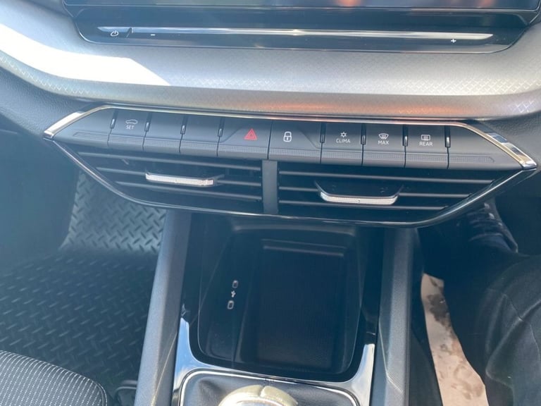 2023 Skoda Octavia 1.0 TSI SE Hatchback 5dr Petrol Manual Euro 6 (s/s) (110 ps) Hatchback Petrol ...