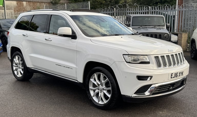 2016 Jeep Grand Cherokee 3.0 V6 CRD Summit SUV 5dr Diesel Auto 4WD Euro 6 (247 bhp) ESTATE Diesel...