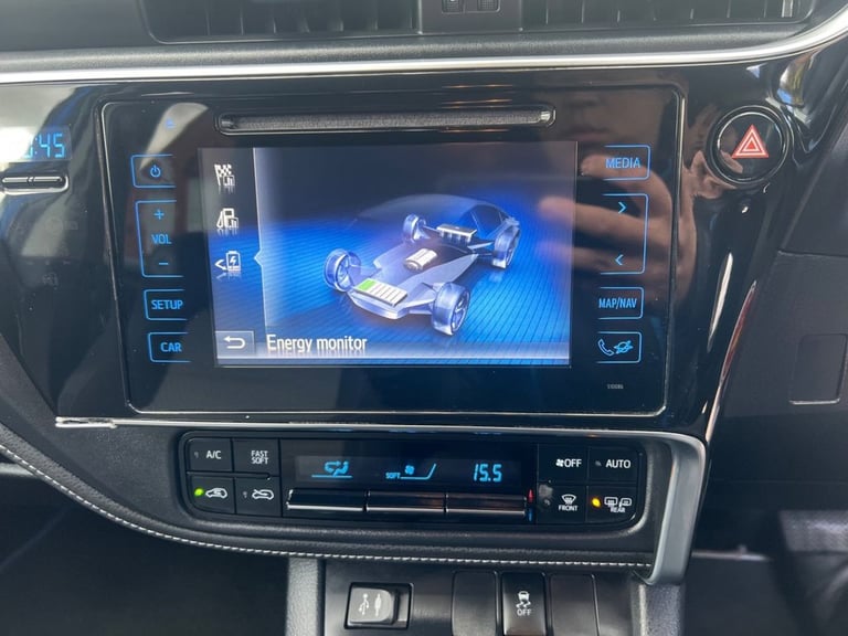 2018 Toyota Auris 1.8 Hybrid Design TSS 5dr CVT [Nav] HATCHBACK PETROL/ELECTRIC Automatic