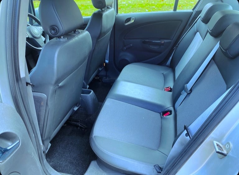 Corsa AUTOMATIC 12Month Mot 1.2 great runner