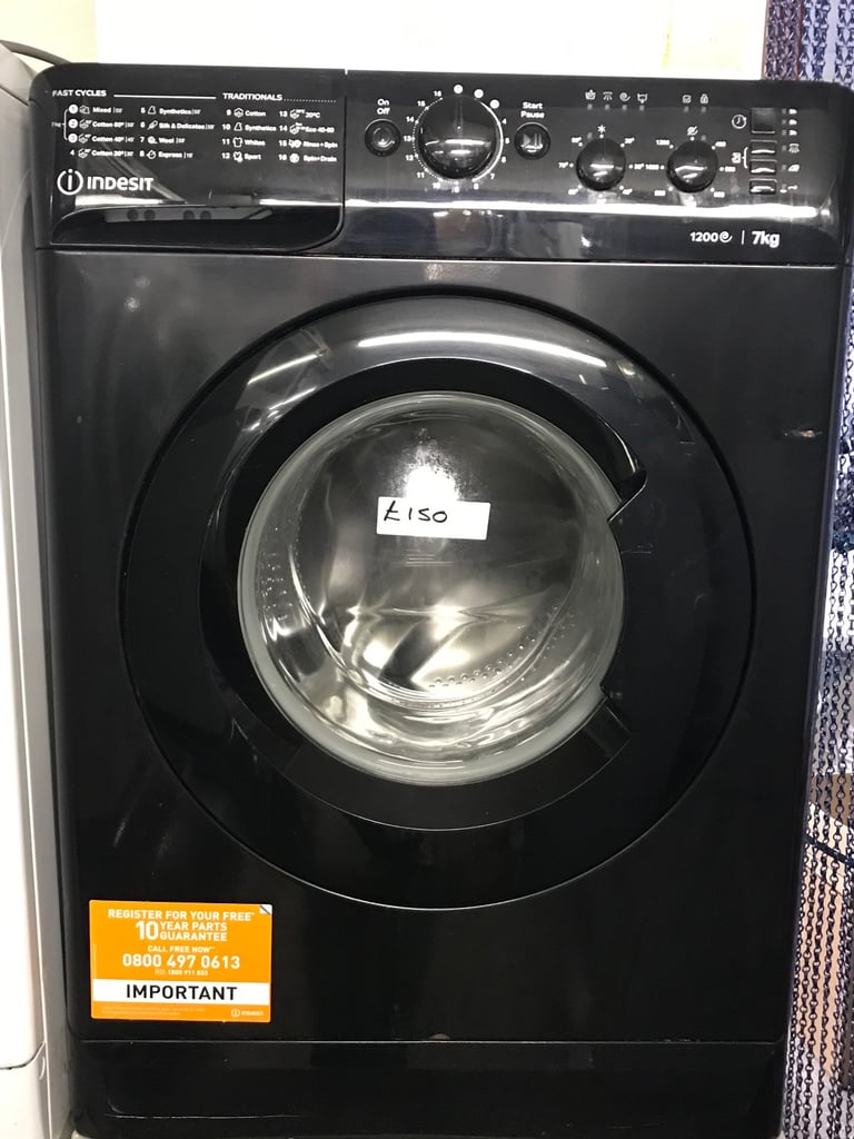 INDESIT WASHING MACHINE IN GREAT CONDITION £150