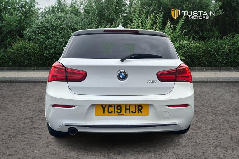  BMW 1 Series 5 Door 1.5 118i Sport Hatchback 5dr Petrol Manual Euro 6 s/s 136