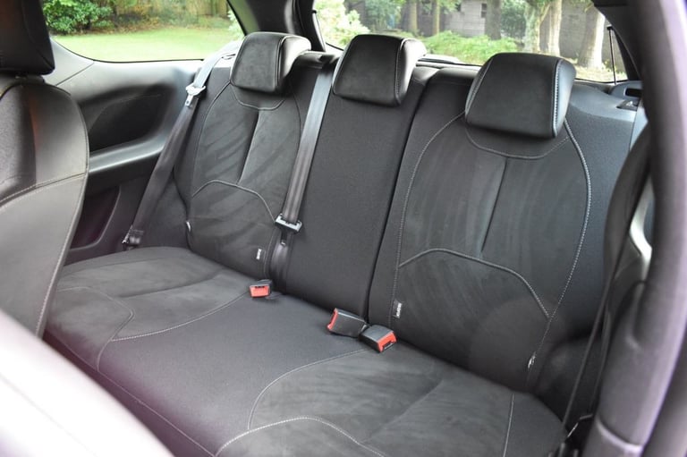 2017 DS Automobiles DS 3 1.2 PureTech 82 Elegance 3dr HATCHBACK PETROL Manual