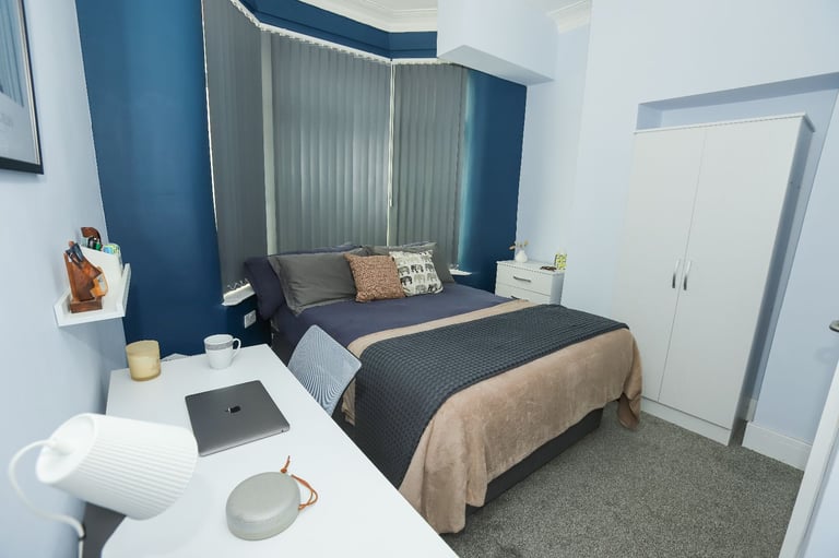 Huge 6 Bed HMO with 6 en-suites* **34% Return on Investment**