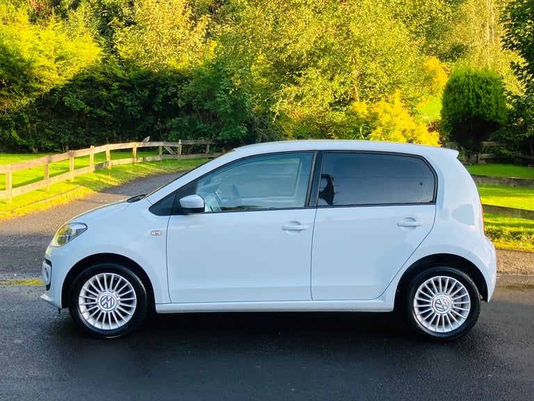 2013 VOLKSWAGEN UP HIGH 1.0 DSG Auto 5dr **MEGA SPEC - IMMACULATE - ONLY 52k**