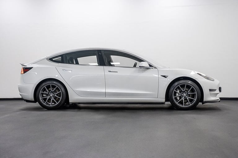 2020 Tesla Model 3 Long Range Saloon Electric Automatic