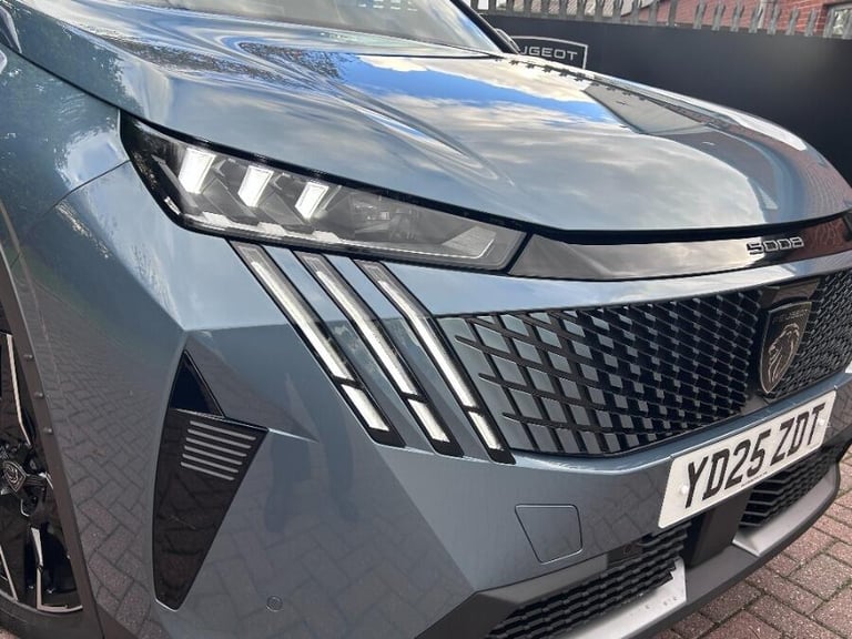 2025 Peugeot 5008 1.2 Hybrid Gt Suv 5dr Petrol Hybrid E Dsc6 Euro 6 (s/s) (136 Ps) HATCHBACK Petr...