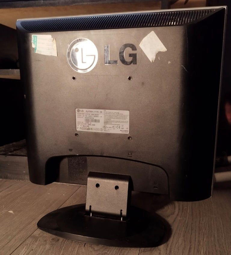 LG Flatron L1717S-SN pc monitor 