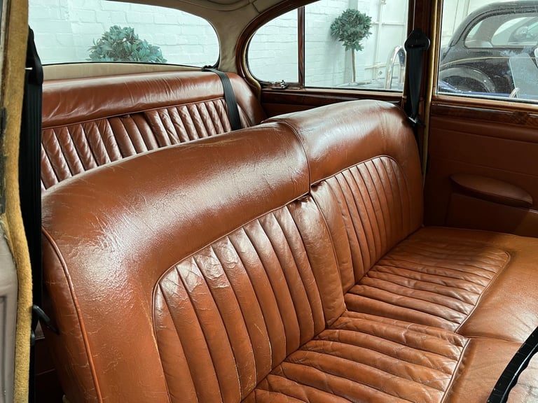 1965 Daimler V8 Petrol Automatic