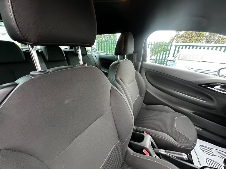 2015 DS Automobiles DS 3 1.6 BlueHDi DStyle Nav Euro 6 (s/s) 3dr HATCHBACK Diesel Manual