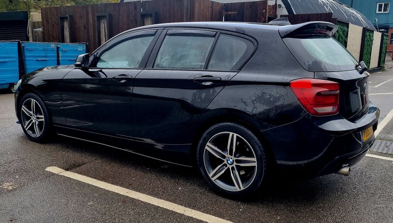 BMW, 1 SERIES, Hatchback, 2012, Manual, 1995 (cc), 5 doors