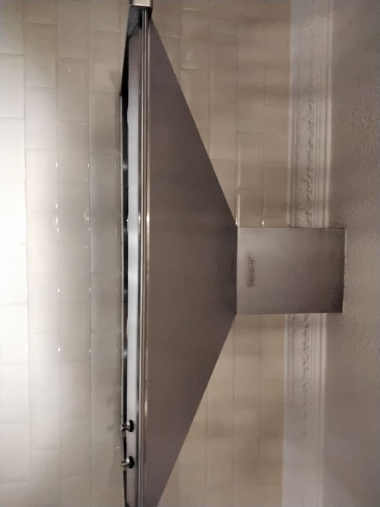 Smeg cooker and hood