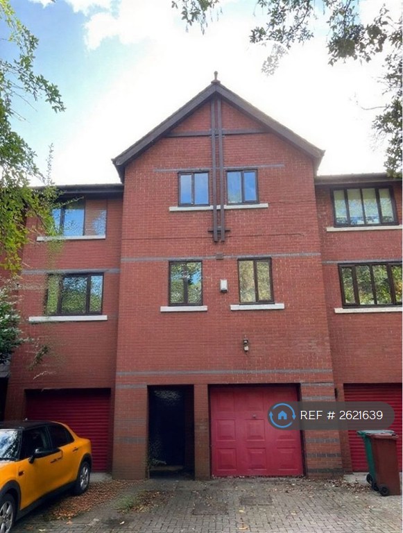 3 bedroom house in Palatine Road, Manchester, M20 (3 bed) (#2621639)