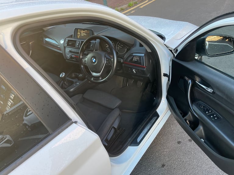 BMW, 1 SERIES, Hatchback, 2012, Manual, 1598 (cc), 5 doors