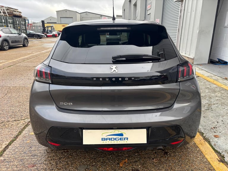 2023 Peugeot 208 1.2 PureTech 100 Allure Premium + 5dr EAT8 HATCHBACK PETROL Automatic