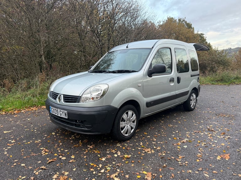 Wheelchair Access + Warranty + 11 Month MOT