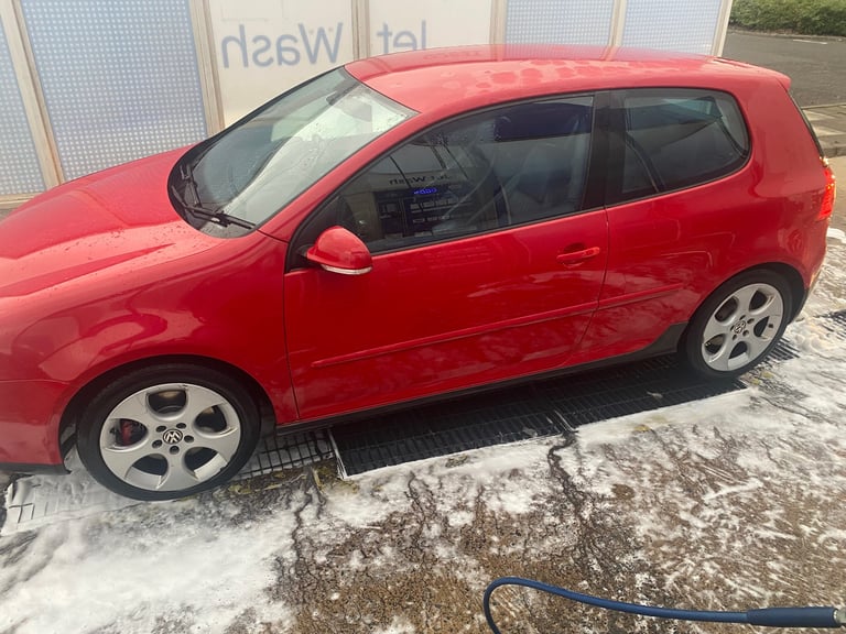 Volkswagen golf gti 2.0 tfsi 200 full year mot 