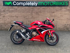 HONDA CBR500R IN RED - ONLY 1039 MILES FROM NEW !
