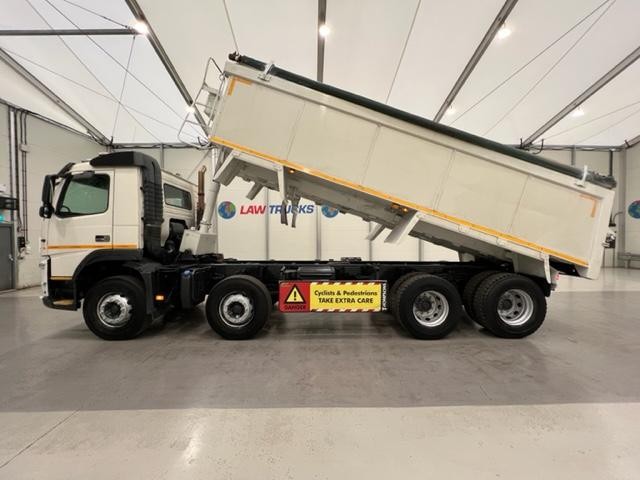 Volvo FM 410 8x4 Day Cab Tipper