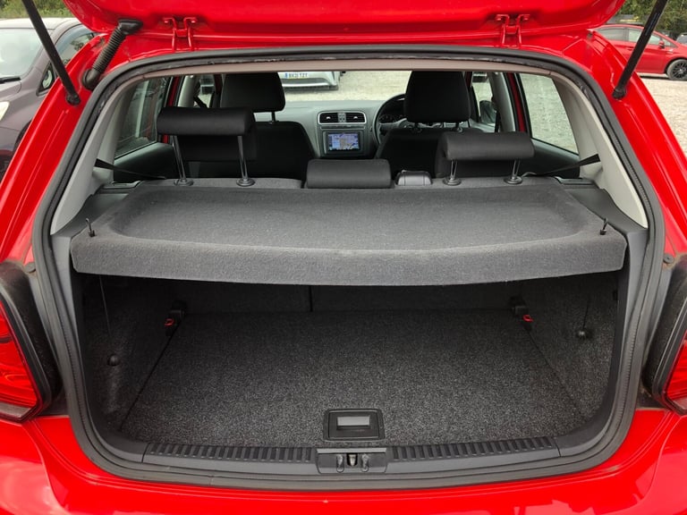 2012 Volkswagen Polo  1 190 CC VOLKS W POLO 6 TSI Petrol