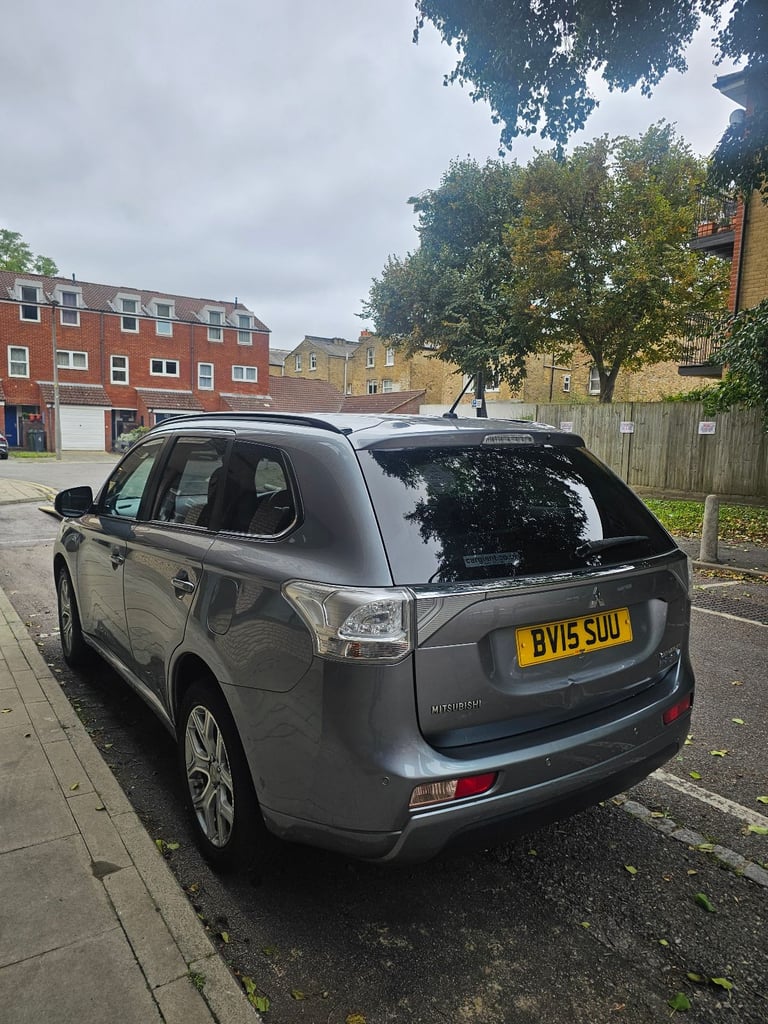 Mitsubishi, OUTLANDER, Estate, 2015, Other, 1998 (cc), 5 doors