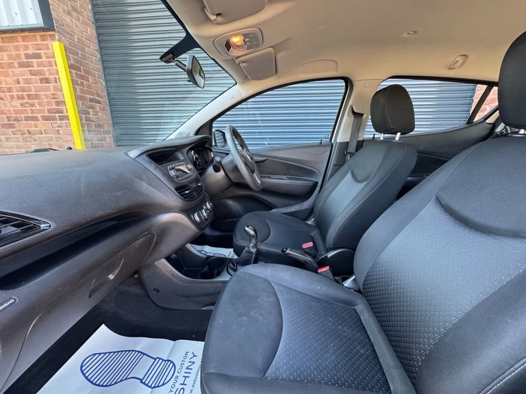 2017 Vauxhall Viva 1.0 SE 5dr HATCHBACK Petrol Manual