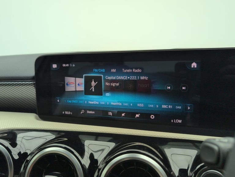 2021 Mercedes-Benz A-Class 1.3 A200 Sport Edition (Executive) Saloon 4dr Petrol Manual Euro 6 (s/...