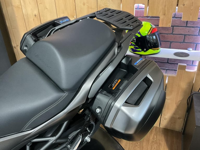 Kawasaki Versys 1100 2025 Brand New! Last 1! FREE TOURING KIT! FREE UK DELIVERY!