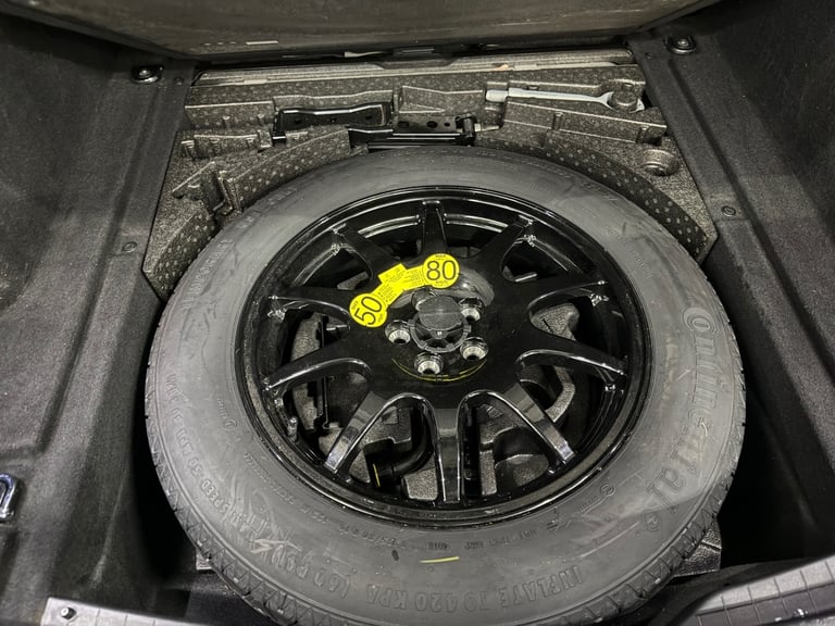 2018 68 RANGE ROVER LAND ROVER VELAR R DYNAMIC HSE D240 2.0 DIESEL 4WD BLACK EU6