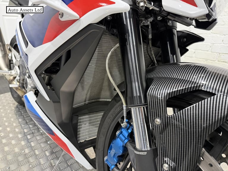2024 BMW M 1000 R 1000 Naked Petrol Claw-shifted Euro 5 (209 ps) Naked Petrol Manual