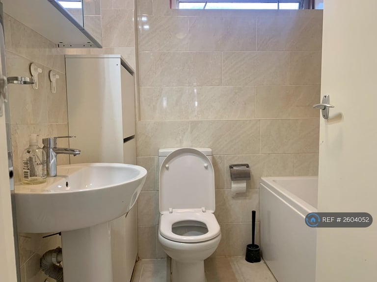 1 bedroom house in Tiverton Way, Cambridge, CB1 (1 bed) (#2604052)