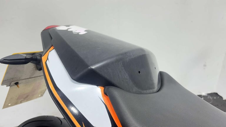 KTM Duke 2014 31K GREAT RUNNING SUPERMOTO BIKE 125CC 15BHP