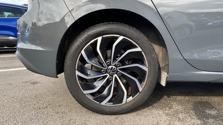 2021 Volkswagen Golf 1.5 TSI Life 5dr Petrol Hatchback Hatchback Petrol Manual