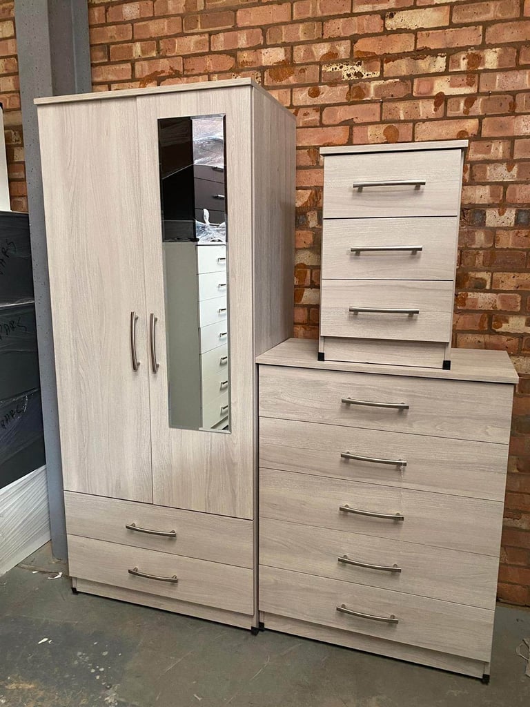 🔥 BRANDED Bedroom Furniture Set – Wardrobe + Chest + Bedside Tables | Bargain!