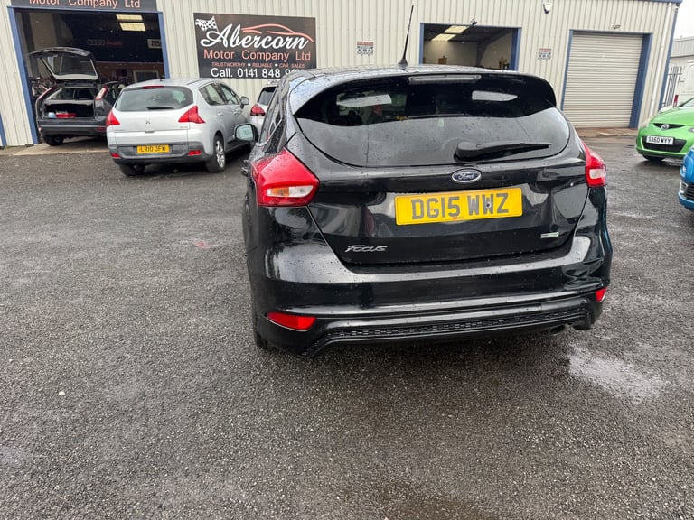 2015 Ford focus Zetec S Facelift Model 1.5 petrol 6 speed manual mot for 1 year